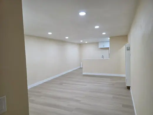 Apartment for Rent - 2BR Unit with Updated Kitchen & Private Patio