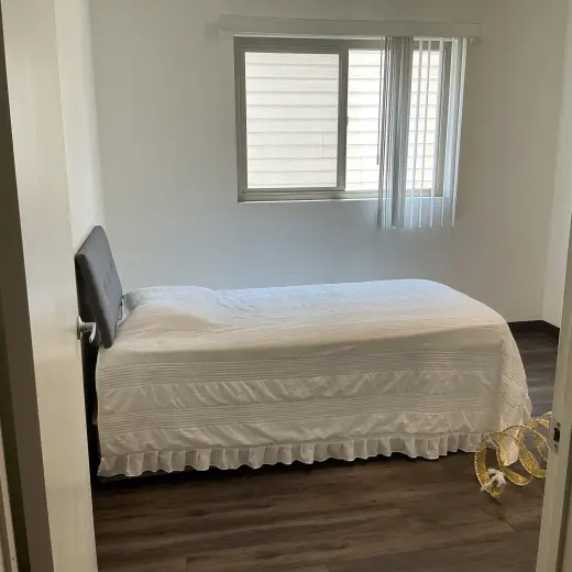 Rento Cuarto 900 en Los Angeles