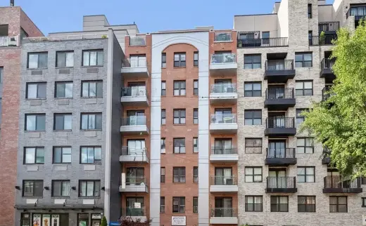 LUXURY APARTMENT IN JAMAICA ESTATES 1bed/1bath