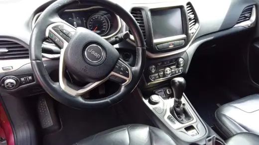 VENPERMUTO JEEP CHEROKEE 2015
