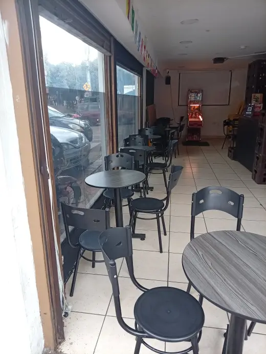 vendo. bar     buena. clientela  buena. ubicación