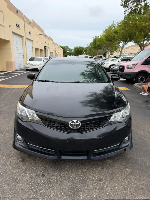 Toyota Camry 2012 en Venta - Confiable y Eficiente