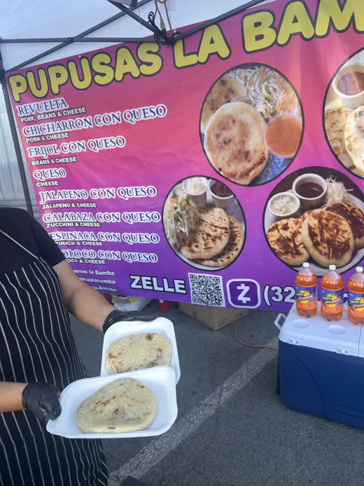 Buscamos una Pupusera
