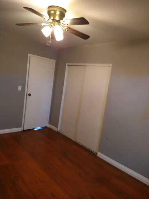 Room for rent in Chino