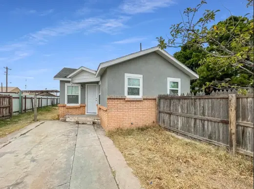 Charming 1-bedroom 1-bathroom Available