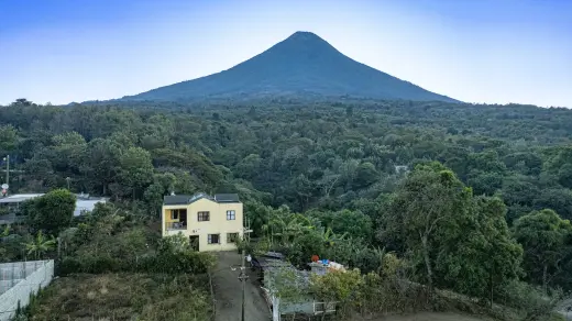Hermosa Casa en Venta con Vista a los volcanes