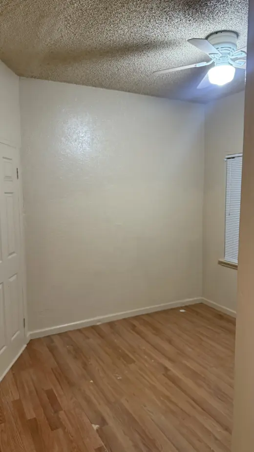 Cuarto con baño y entrada independiente