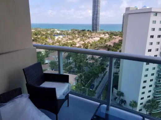 Hermoso Apartamento con Vista al Mar en Renta