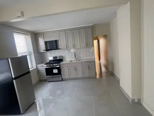 Apartamento de 2 Habitaciones en Flushing