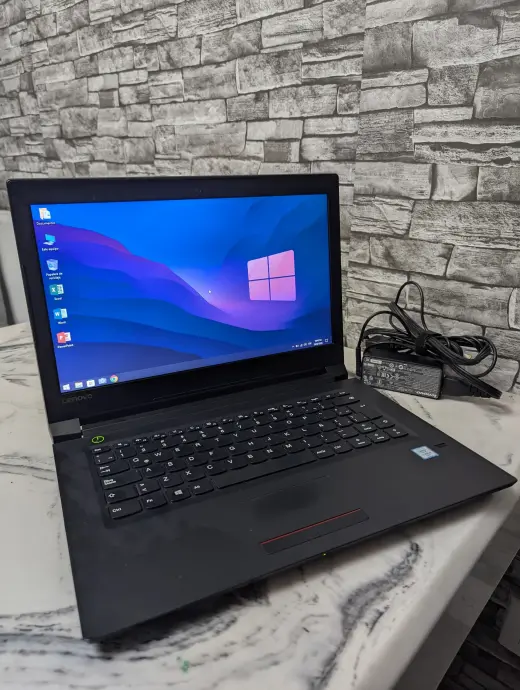 Laptop Lenovo 14" | Core i5 / 500 GB / Win 10 + Office