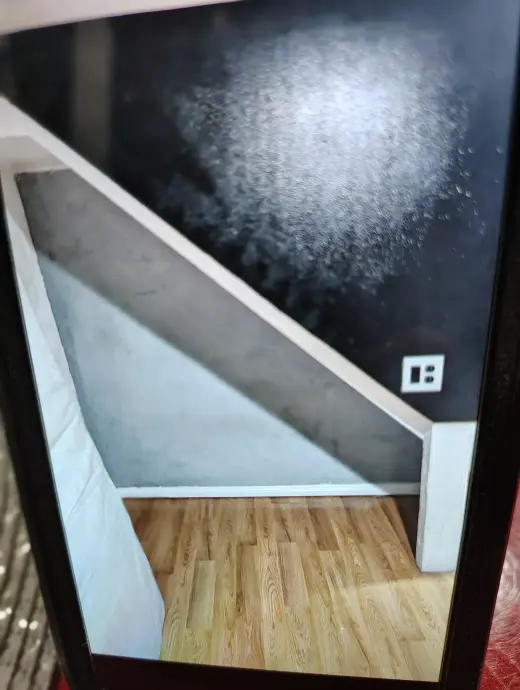 Hola tengo una recamara en renta por $459
