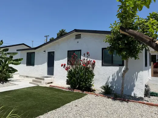 CASA DE RENTA