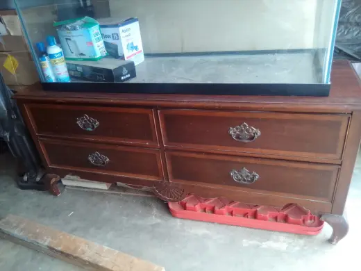 Hardwood dresser with rolling ball bearing tracks