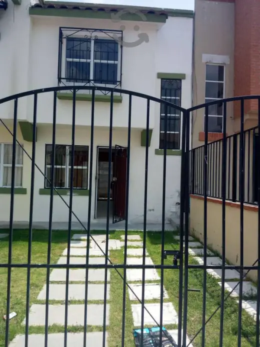 RENTA CASA EN REAL SOLARE