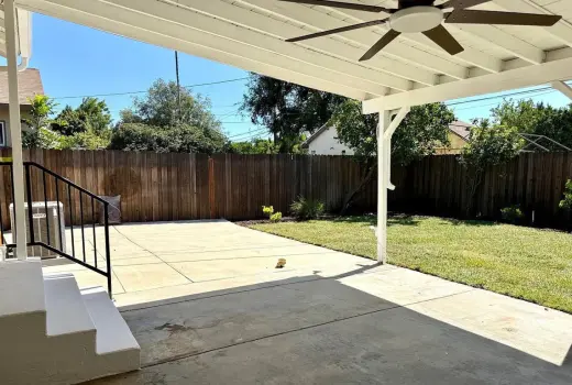 Your dream single family house awaits you!!!