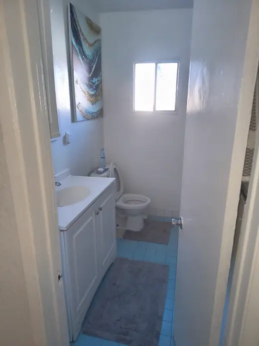 Compartir apartamento de una recamara muy amplio
