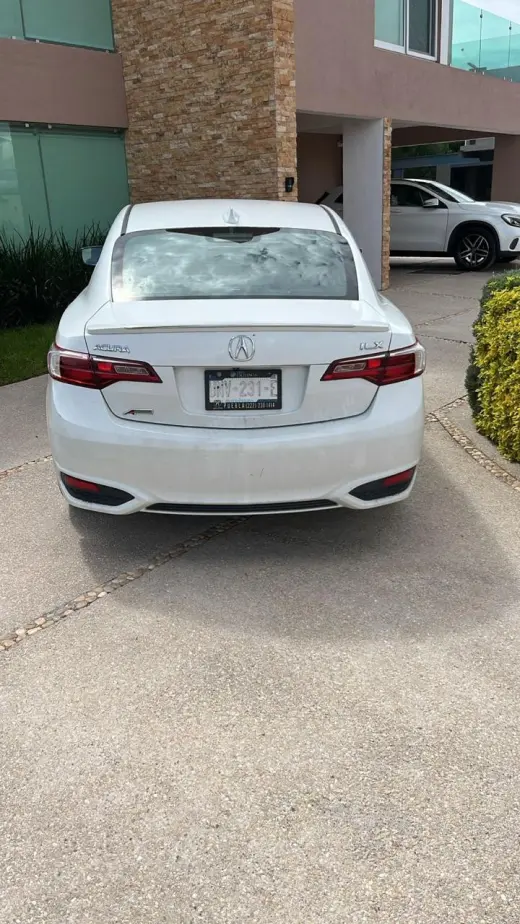 Hermoso carro, no pierdas la oportunidad