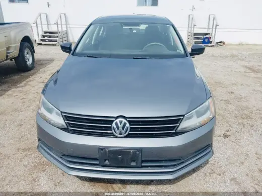 Volkswagen Jetta 2015 - Sedán Confiable en Venta