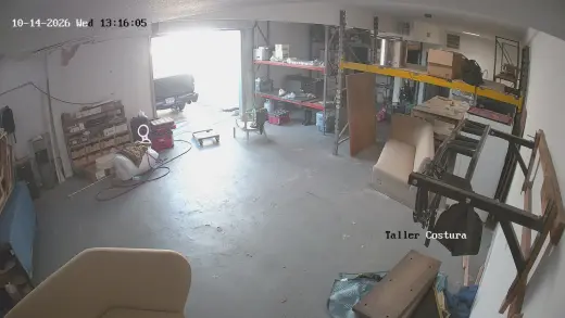 Espacio de Taller Disponible para Alquilar