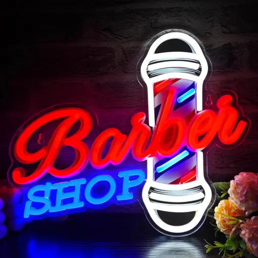 Busco Hombre O Mujer Barbero / Looking A Male Or Female Barber.
