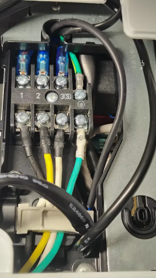 Trabajos eléctricos.