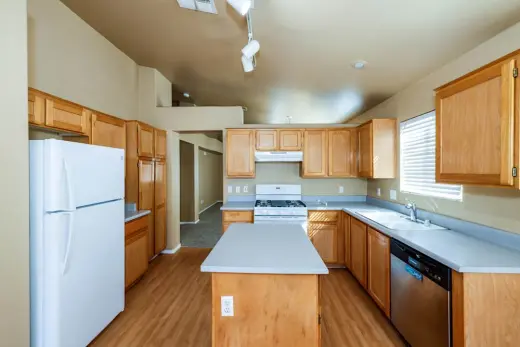 Casa unifamiliar en alquiler de 3 dormitorios y 2 baños