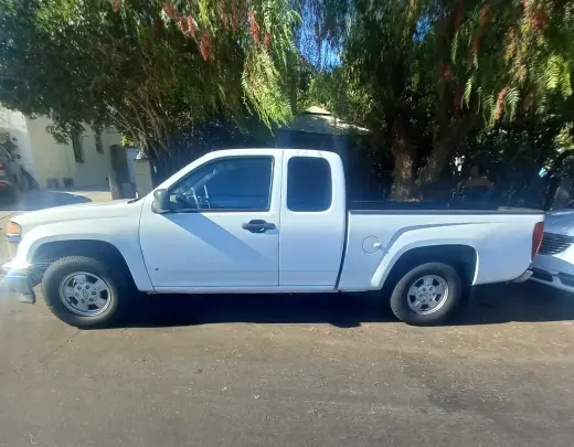 Camioneta Blanca Confiable en Venta