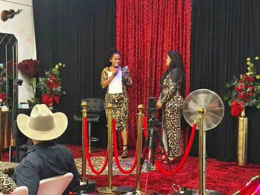 Montaje de Fiesta de Graduación en Renta
