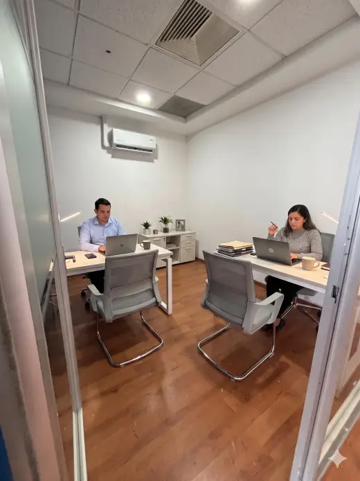 ¡RENTA TU PROPIO CONSULTORIO U OFICINA EN FASTOFFICE!