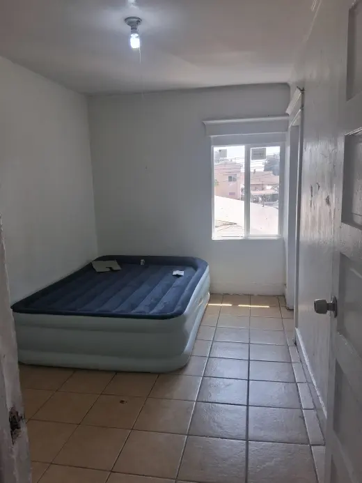 Se renta cuarto