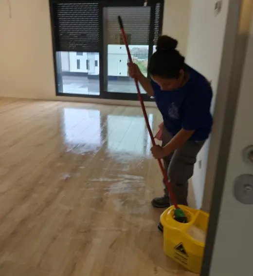Ofrezco trabajo de limpieza