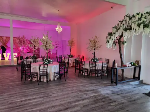 Espacio Elegante para Bodas y Fiestas