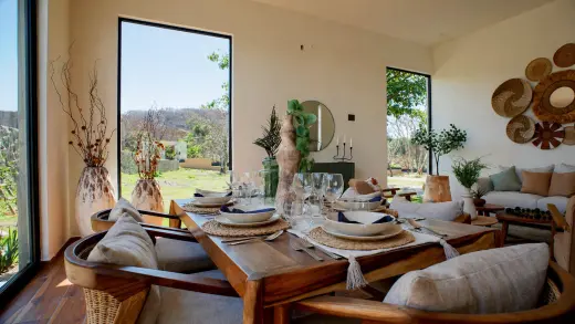 Casa Orquídea, 13 Cielos