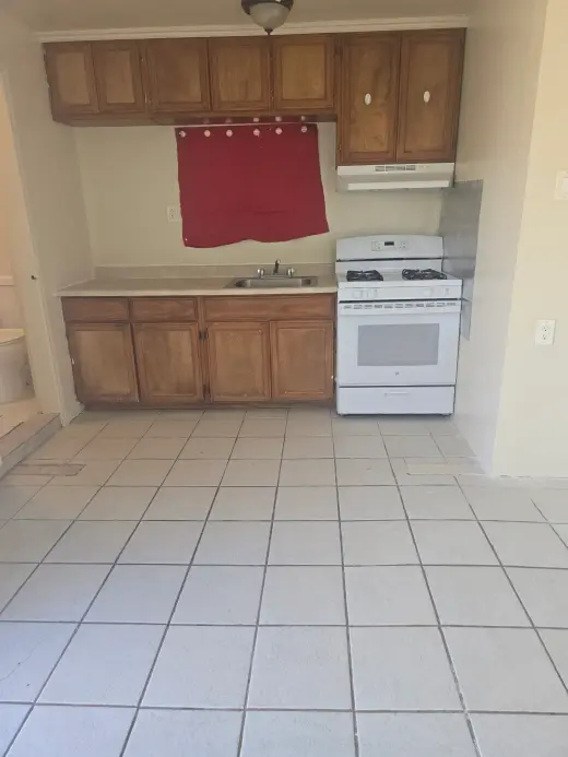 Se renta apartamento single
