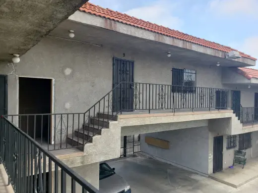 apartamento 1/1 sur centro $1550 Pkng. 132 e. Manchester ave listo para moverse