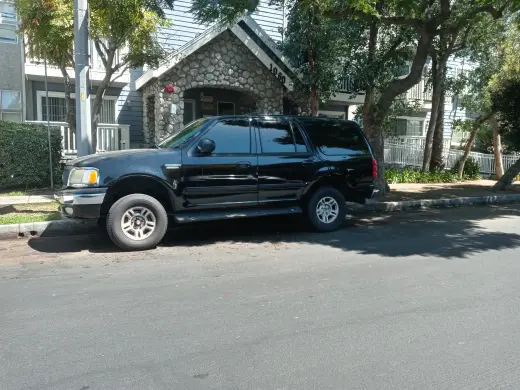 Ford expedition $1,200