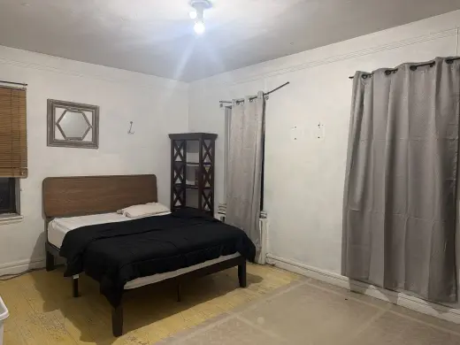 Habitación Acogedora en Alquiler en Vecindario Tranquilo