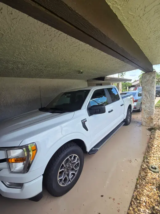 2021 Ford F-150 Pickup - 3.3L V6, 4x2, Rendimiento Impresionante