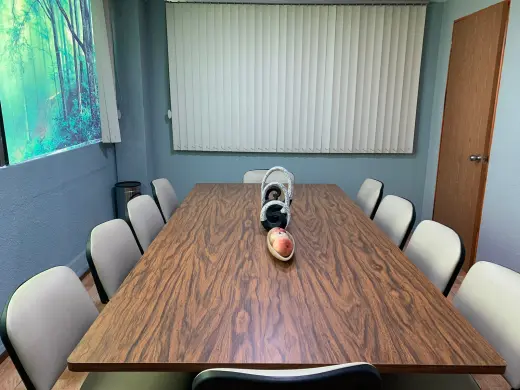 BUSCAS UN ESPACIO PARA TUS REUNIONES OFRECEMOS 8 SALA DE JUNTAS DIFERENTES