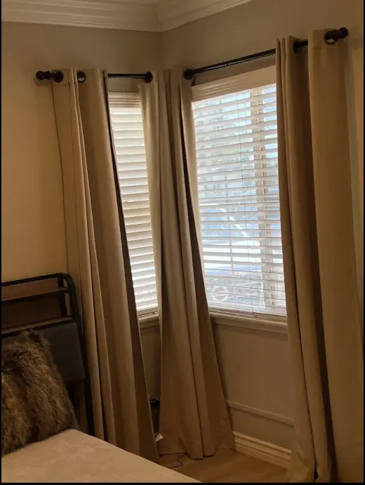 Se renta cuartos con baños privado