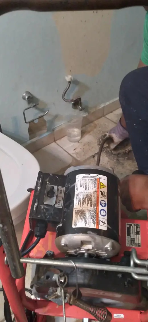 Servicios de Plomería Profesional