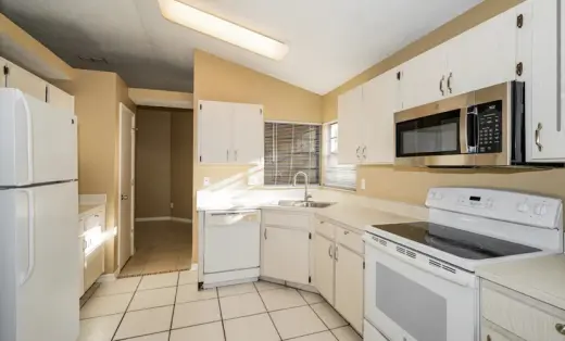 Casa en alquiler de 3 dormitorios y 2 baño en Arlington