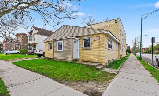 Available 2Bedroom in Chicago