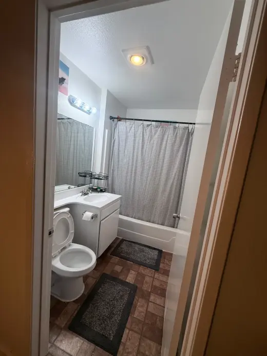 Cuarto  Moderno en Renta