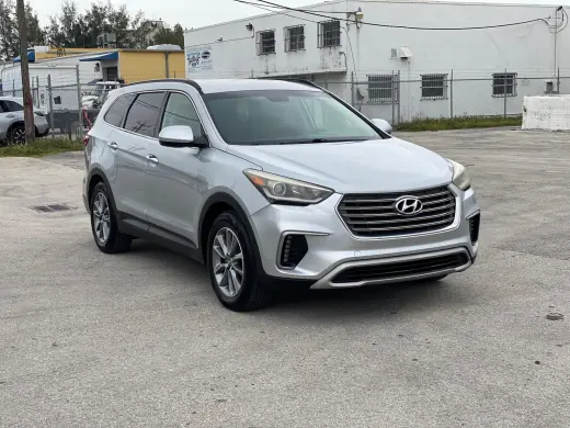 🚘 2017 Hyundai Santa Fe – $7,500 CASH ¡3 Filas de Asientos! 🇨🇺✈️