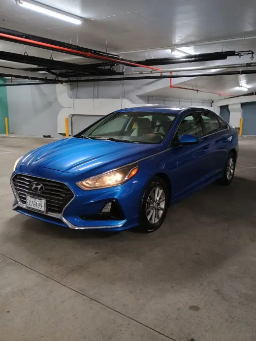 2019 Hyundai Sonata SE — 49,090 millas $11,650 | Koreatown, Los Ángeles