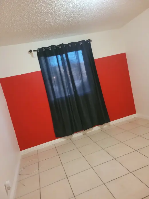 Rento un cuarto en Long Beach
