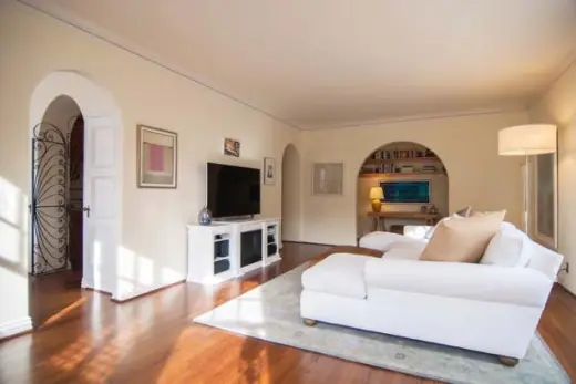 SPACIOUS 1 BED/ 1 BATH APARTMENT IN WESTCHESTER LOS ANGELES