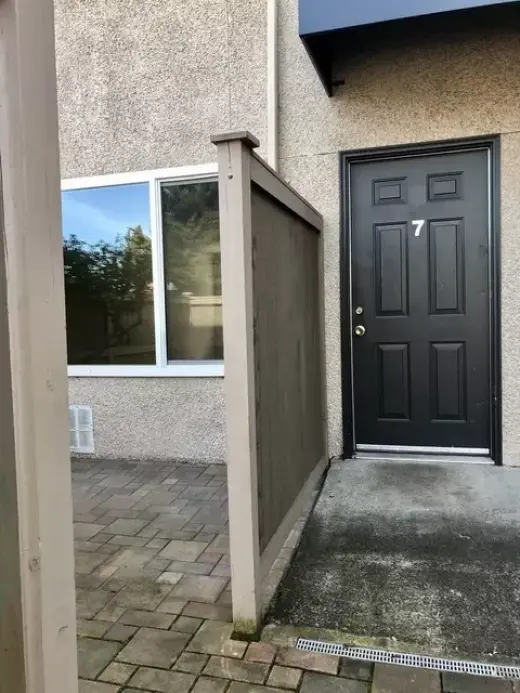 CHARMING REMODELED HOME FOR RENT IMMEDIATELY!