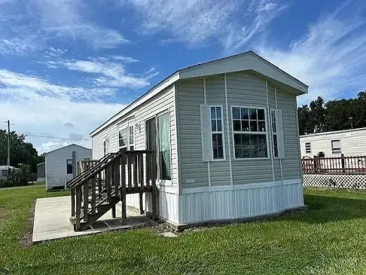 Cozy 2-Bedroom Rental in a Quiet Neighborhood